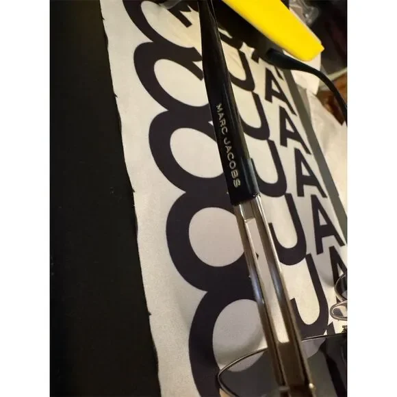 Marc Jacobs Unisex Square Sunglasses Black Gradient Lens UV400 - Picture 6 of 14